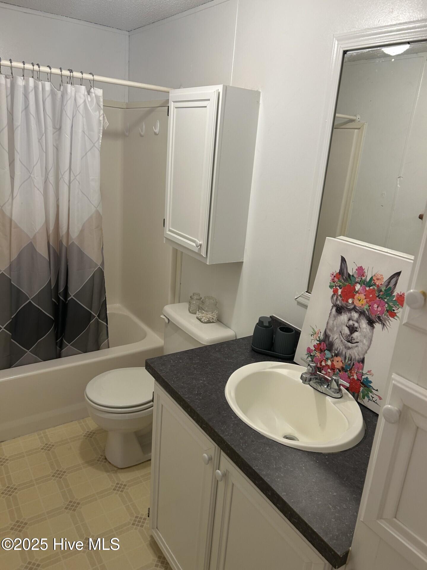 100545872 | Photo 18