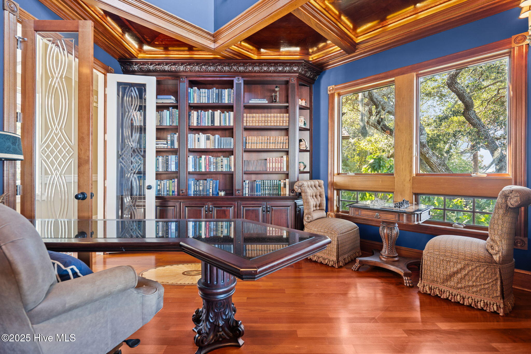 100547936 | Photo 50