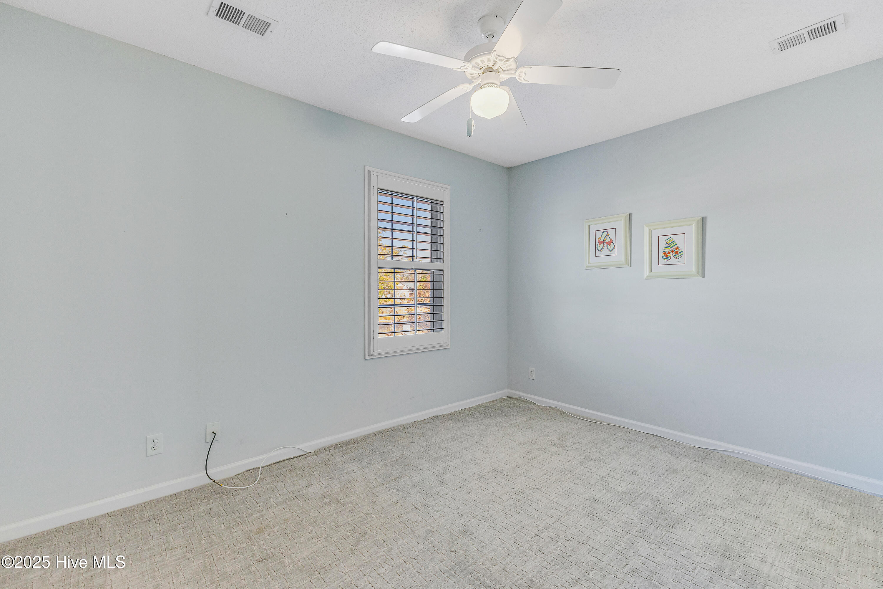 100544193 | Photo 24