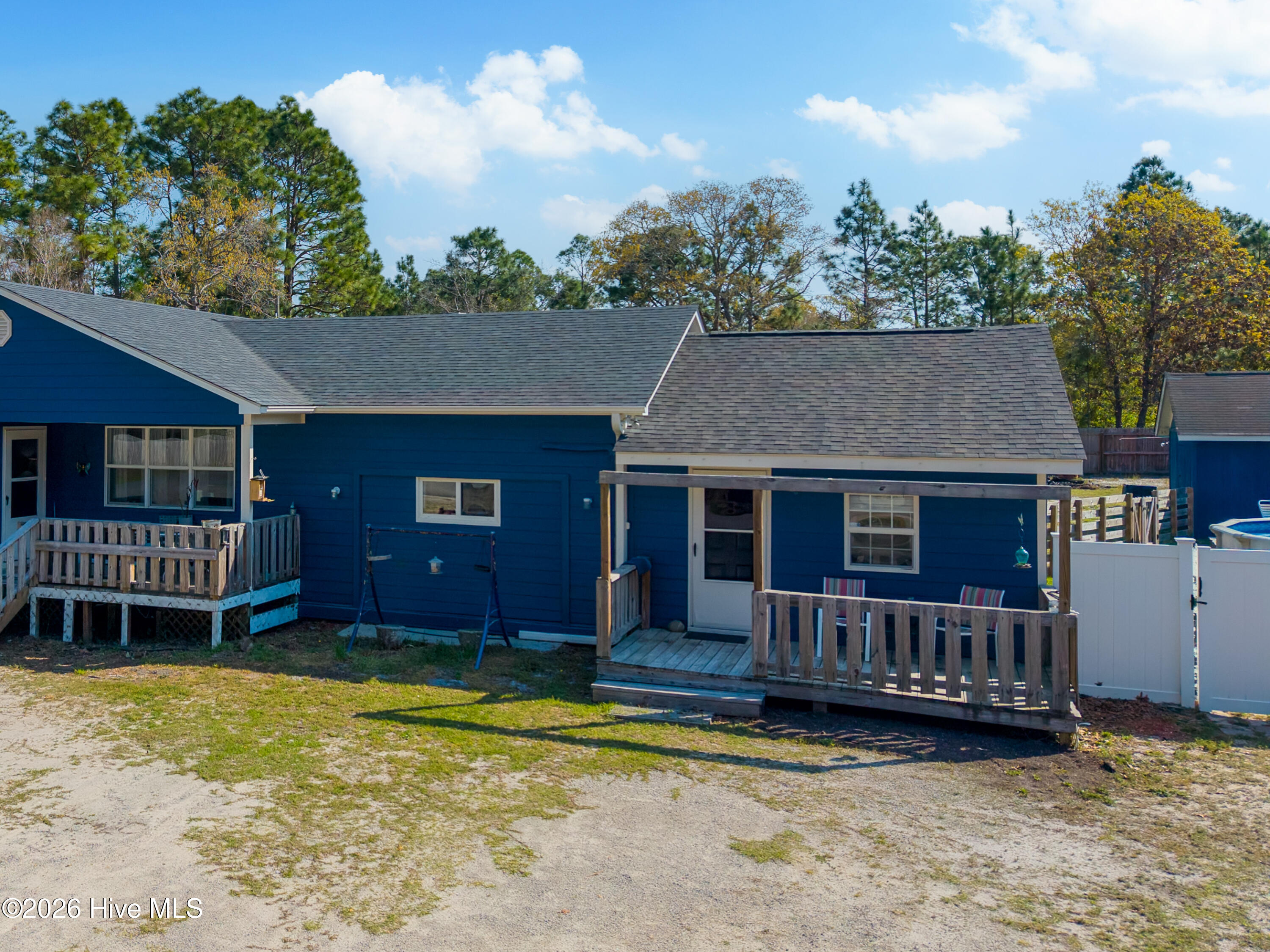 100563534 | Photo 21