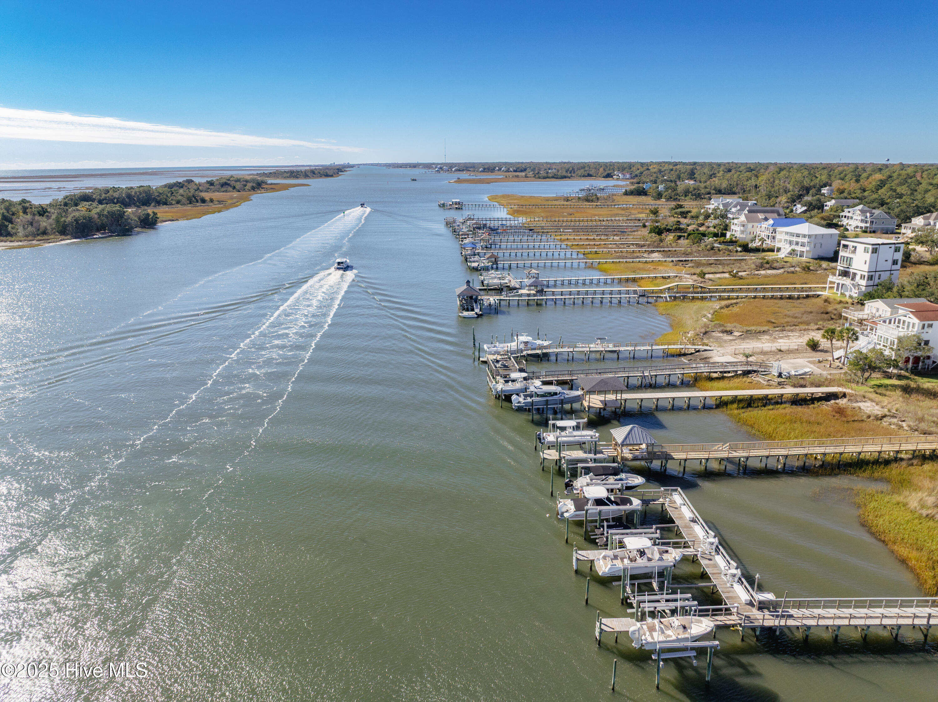 100541249 | Photo 103