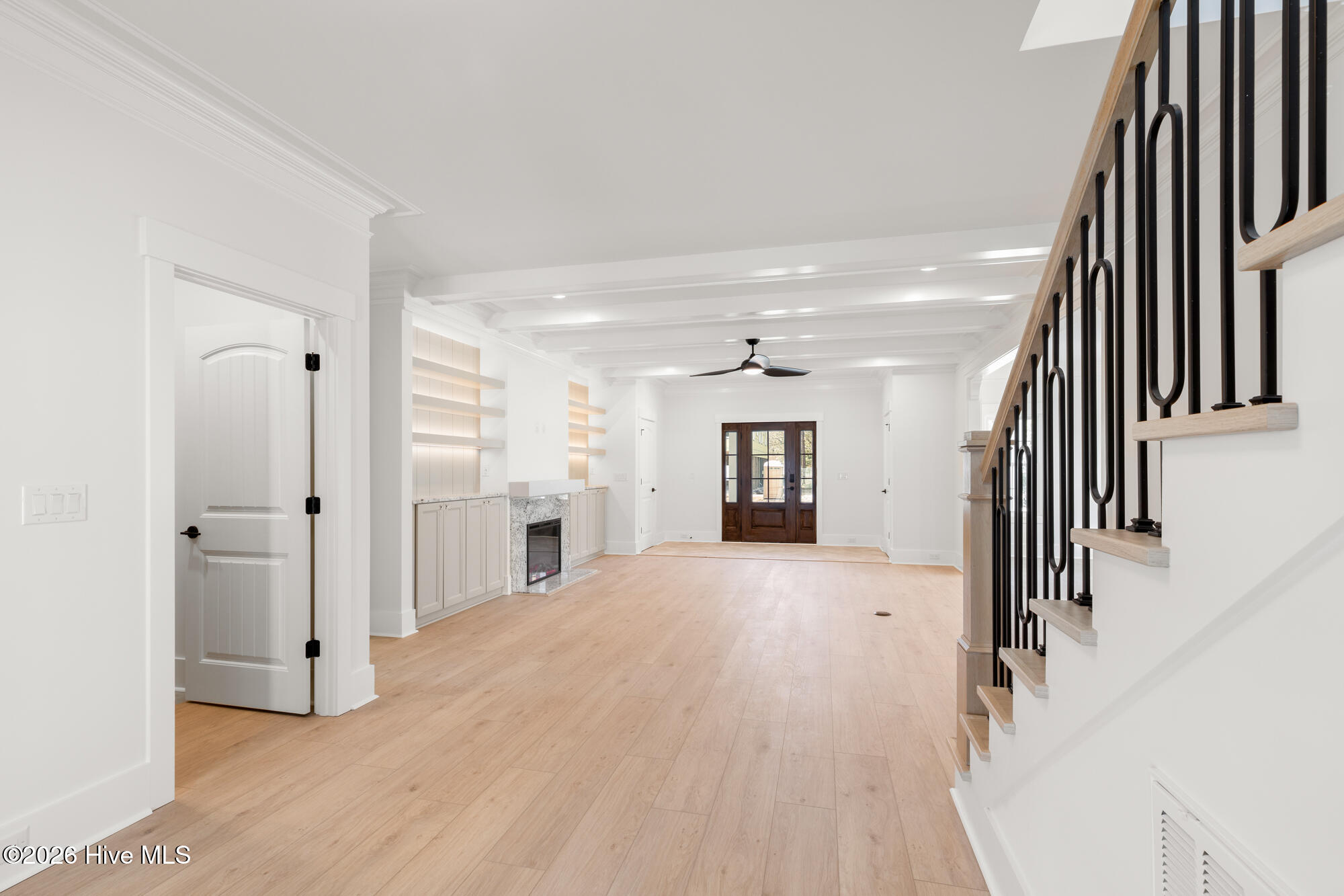 100516675 | Photo 52