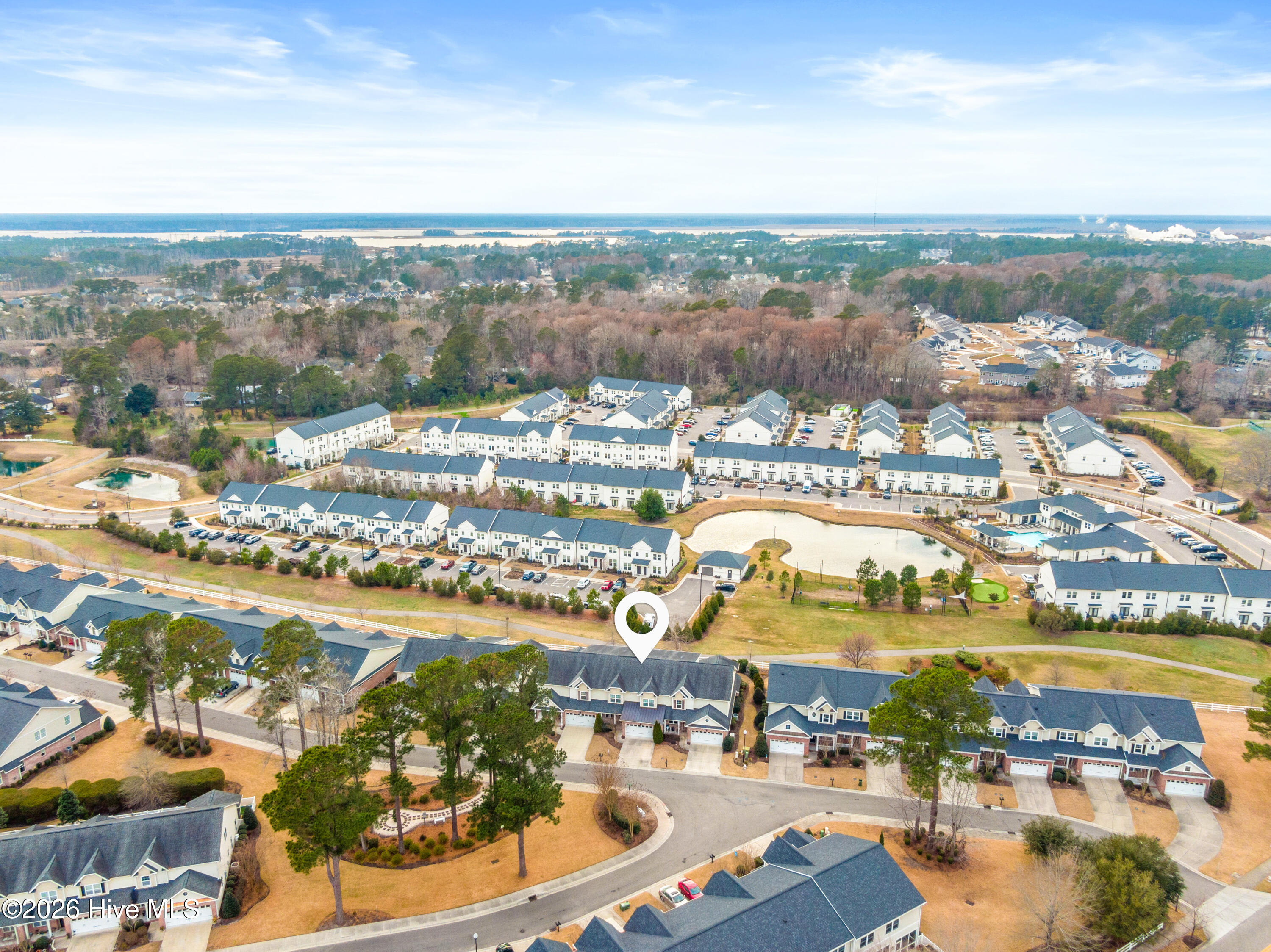 100565451 | Photo 34