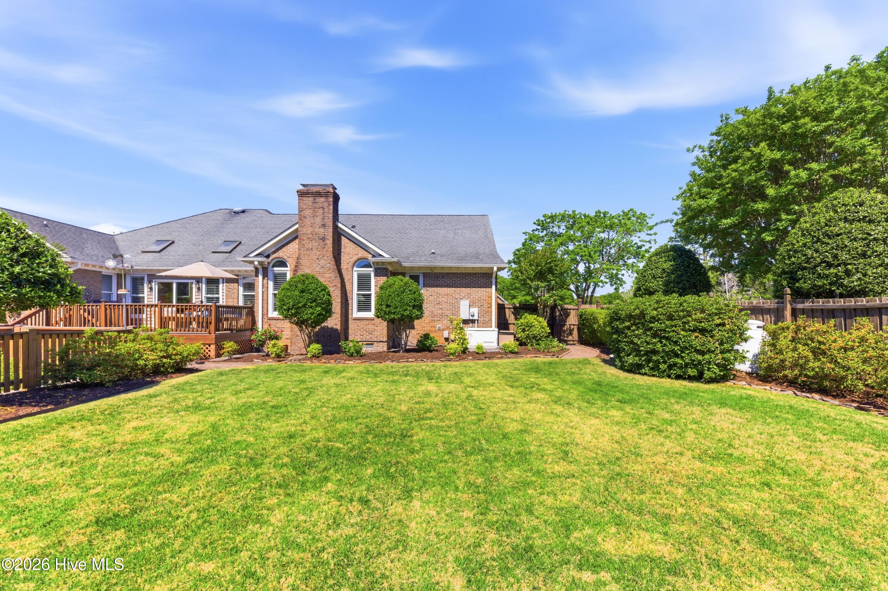 100568689 | Photo 31