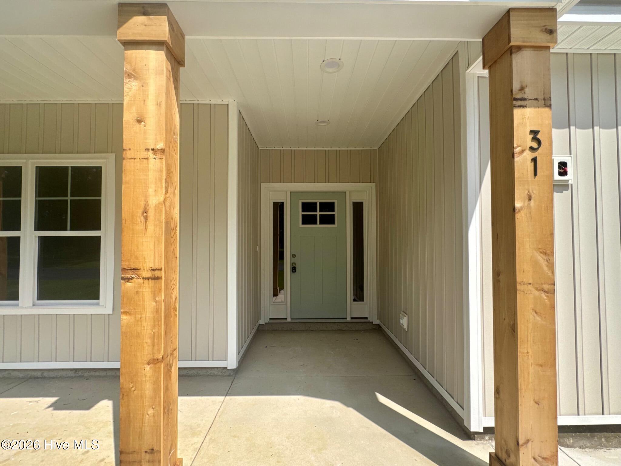 Photo 2 of Single family home for sale at 31 Currituck Ct, Oriental, NC 28571 | MLS# 100549510 | Listing updated on 2026-09-20