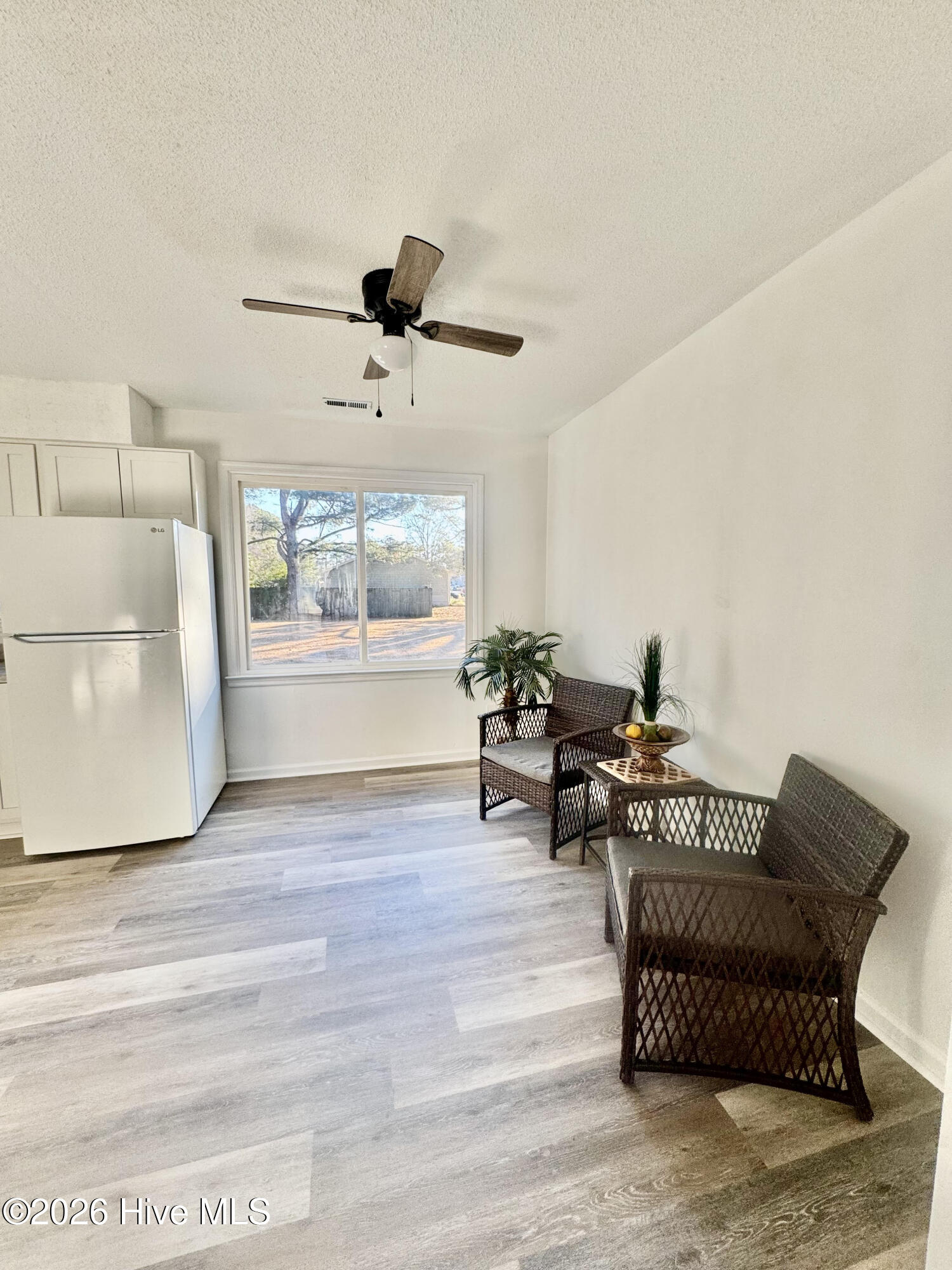 100550362 | Photo 16