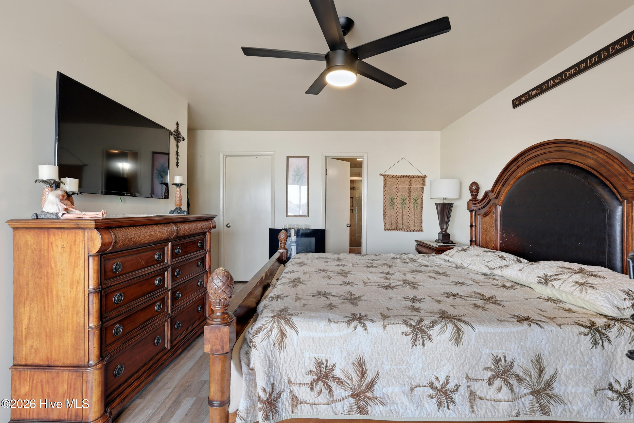 100534046 | Photo 20