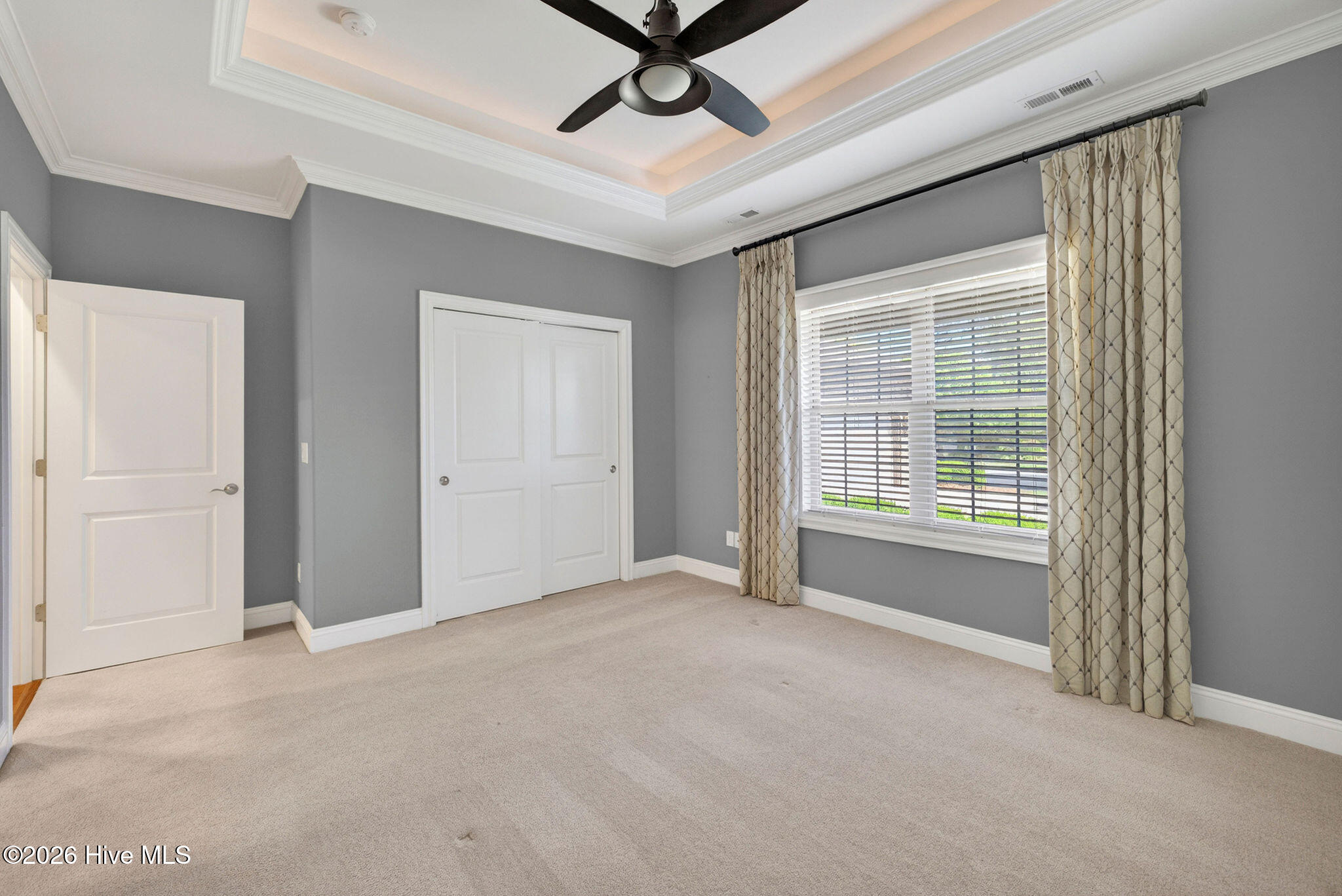 100566278 | Photo 32