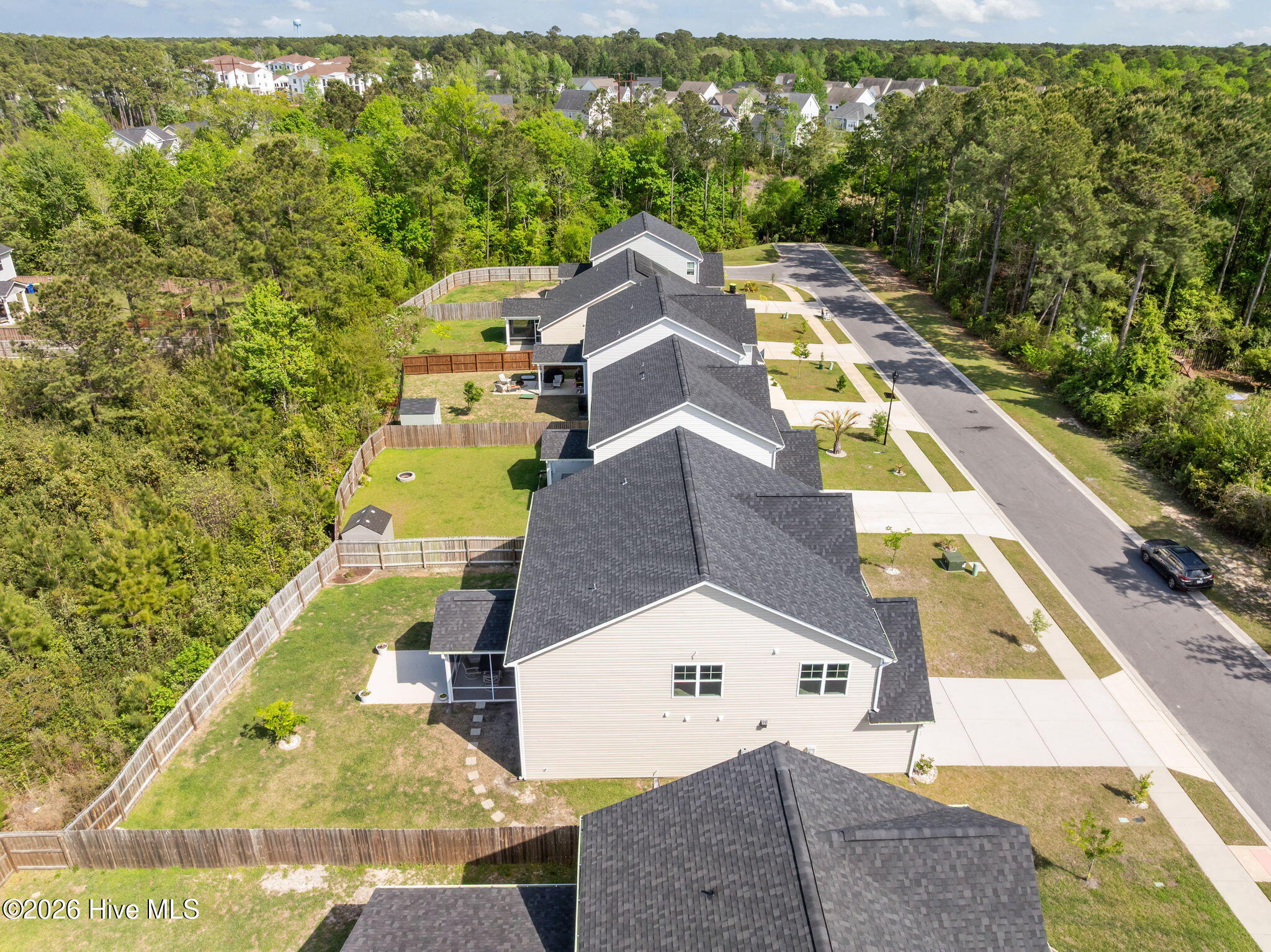 100567442 | Photo 47