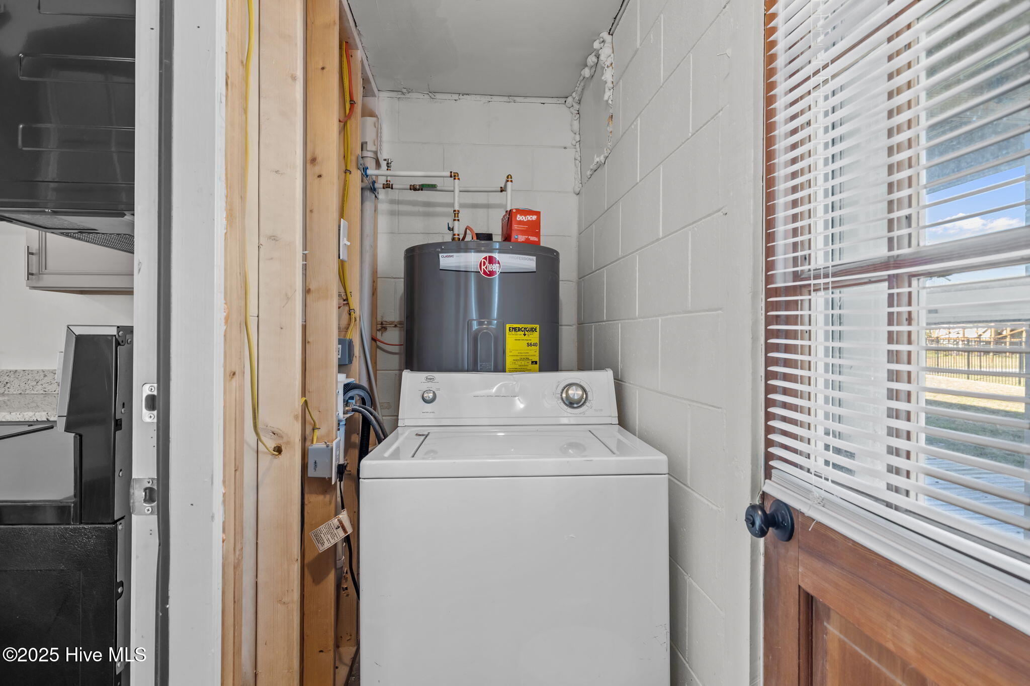 303 E Atlantic Boulevard, Atlantic Beach, NC, 28512