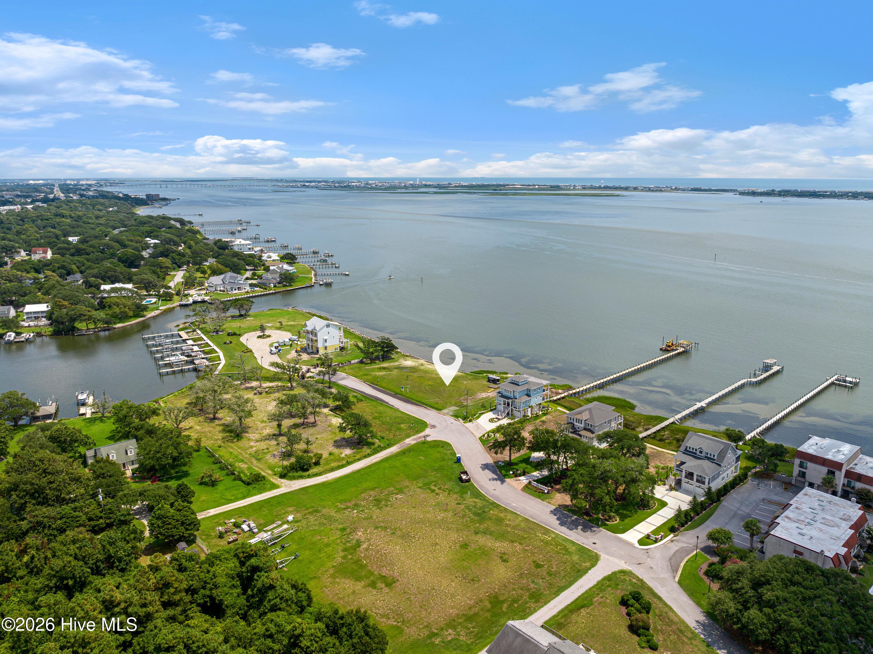 4729 S Shore Drive,Morehead City