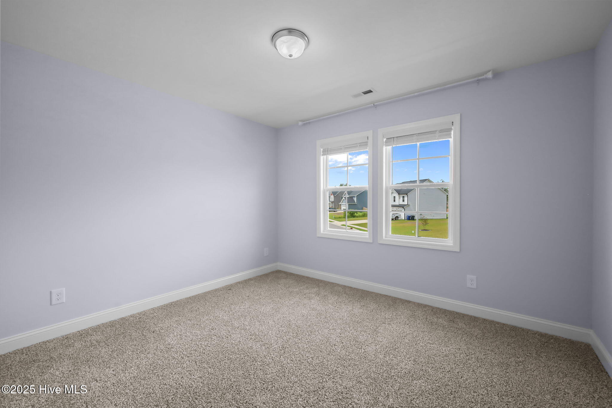 100519667 | Photo 20