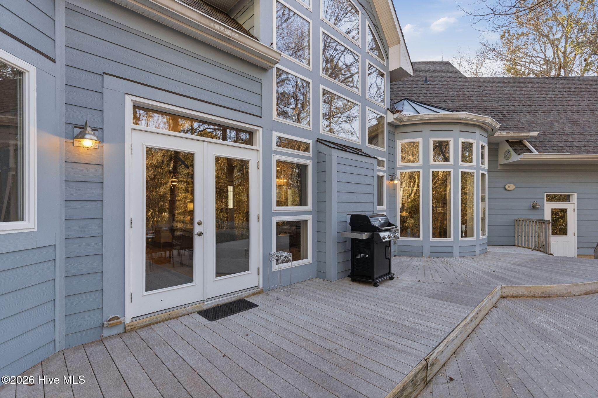 100555834 | Photo 105