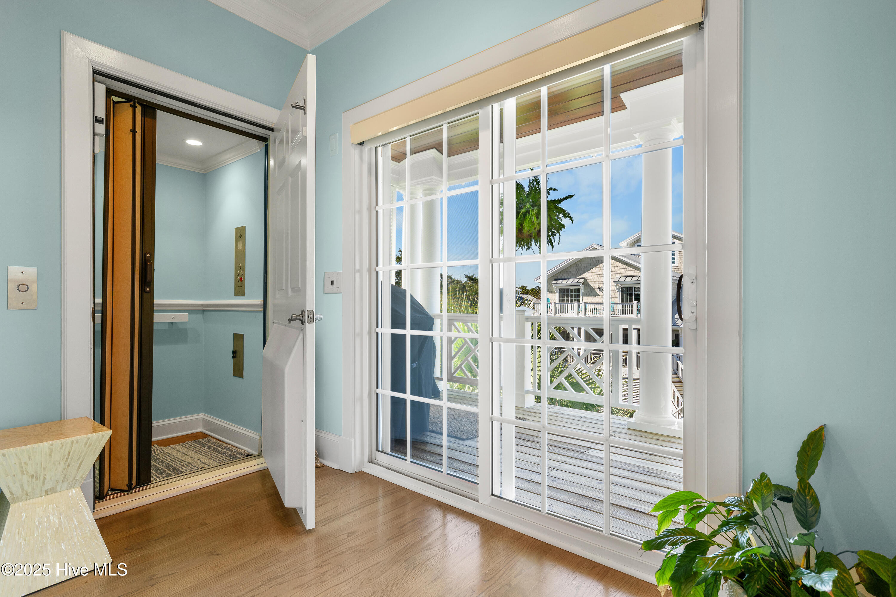 100541249 | Photo 37