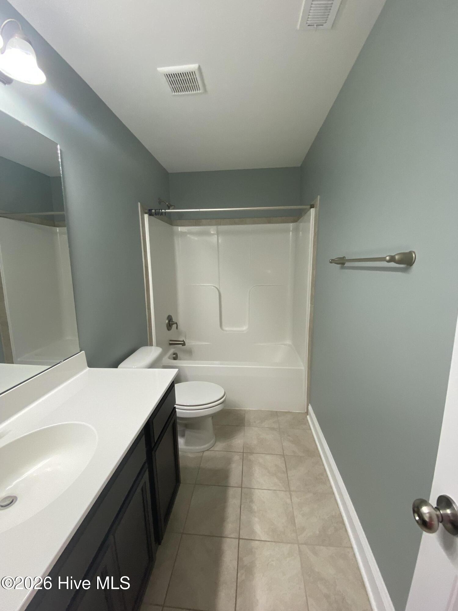 100567028 | Photo 19