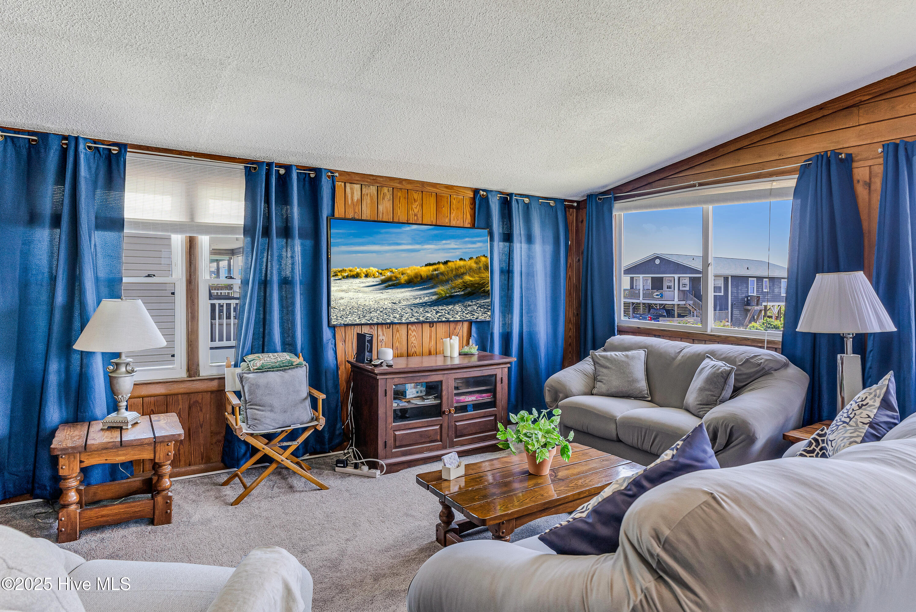 100524957 | Photo 40