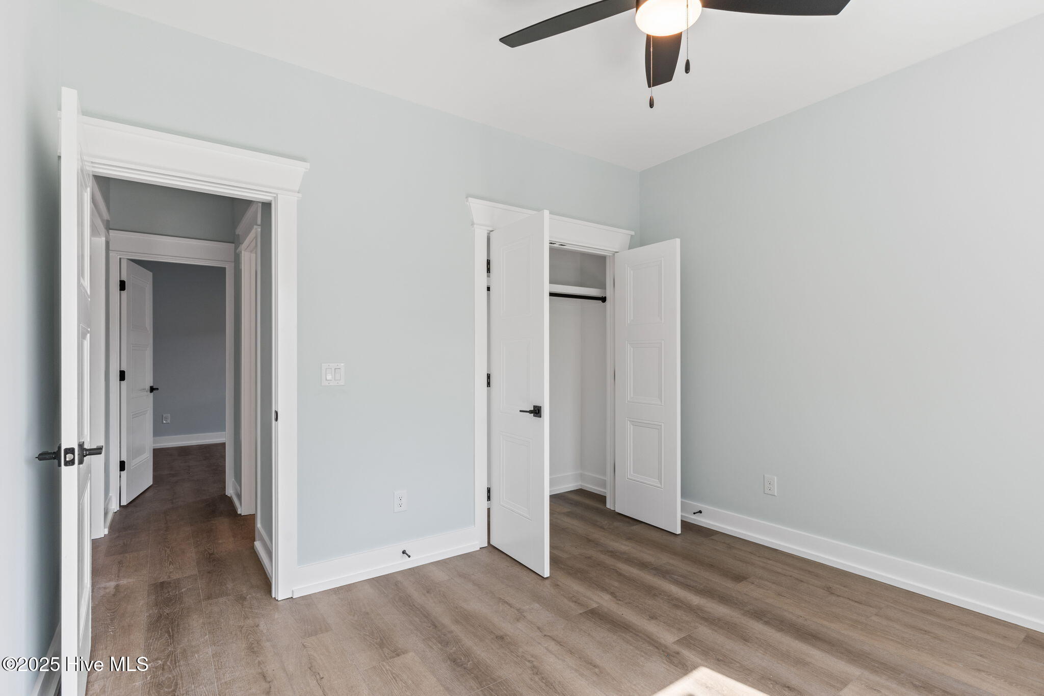 100523673 | Photo 24