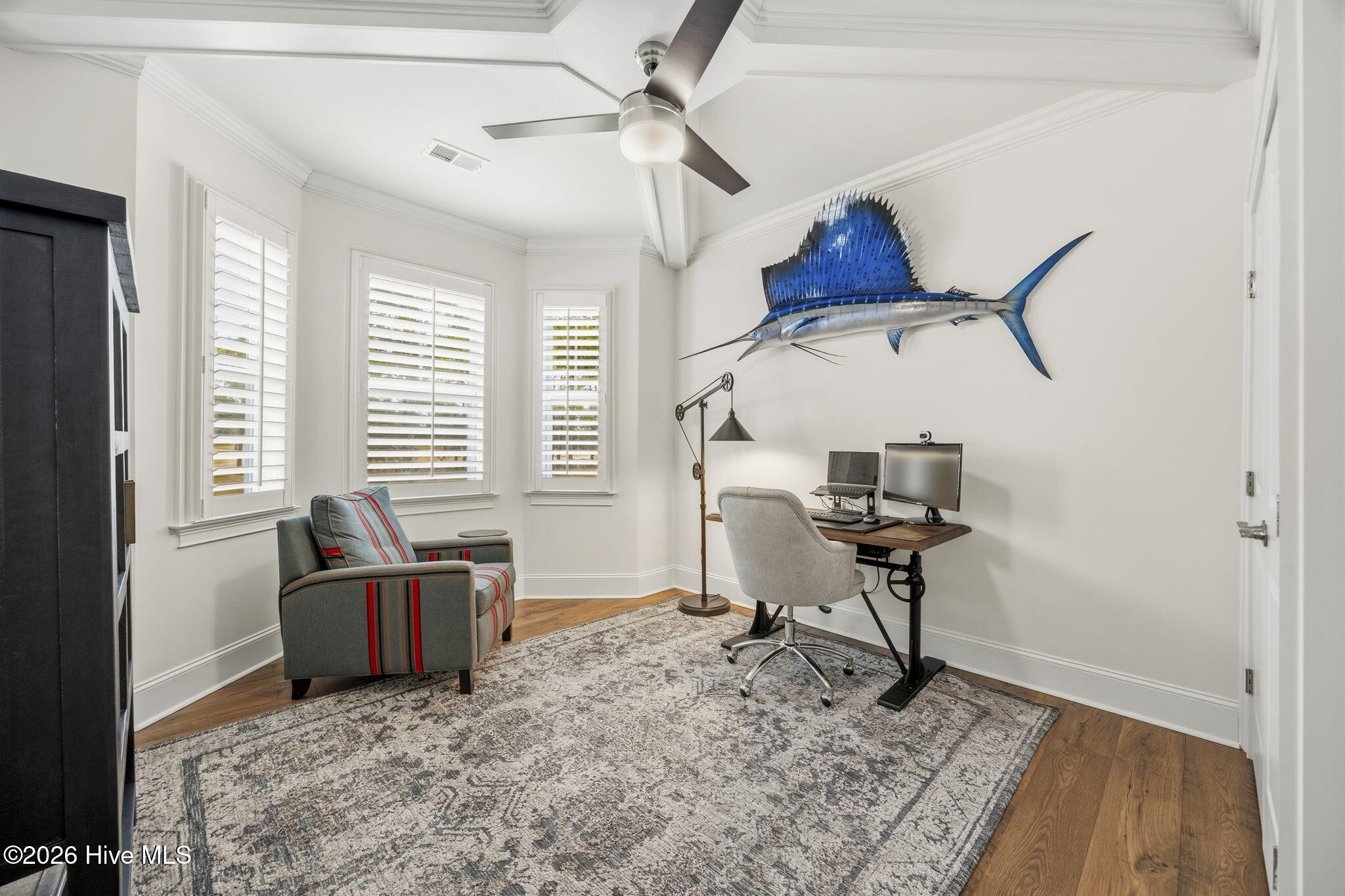 100553827 | Photo 22