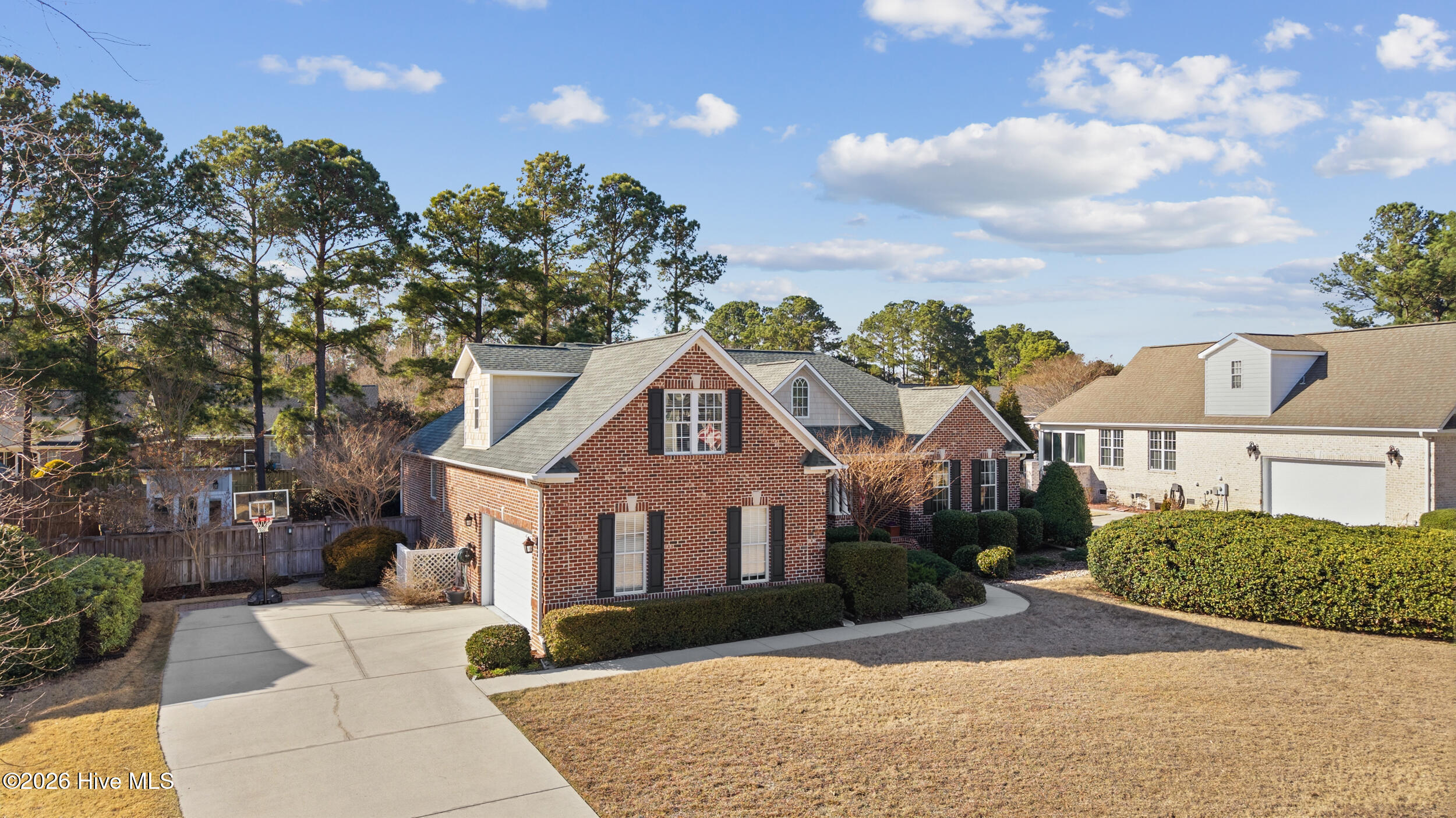 100558582 | Photo 49