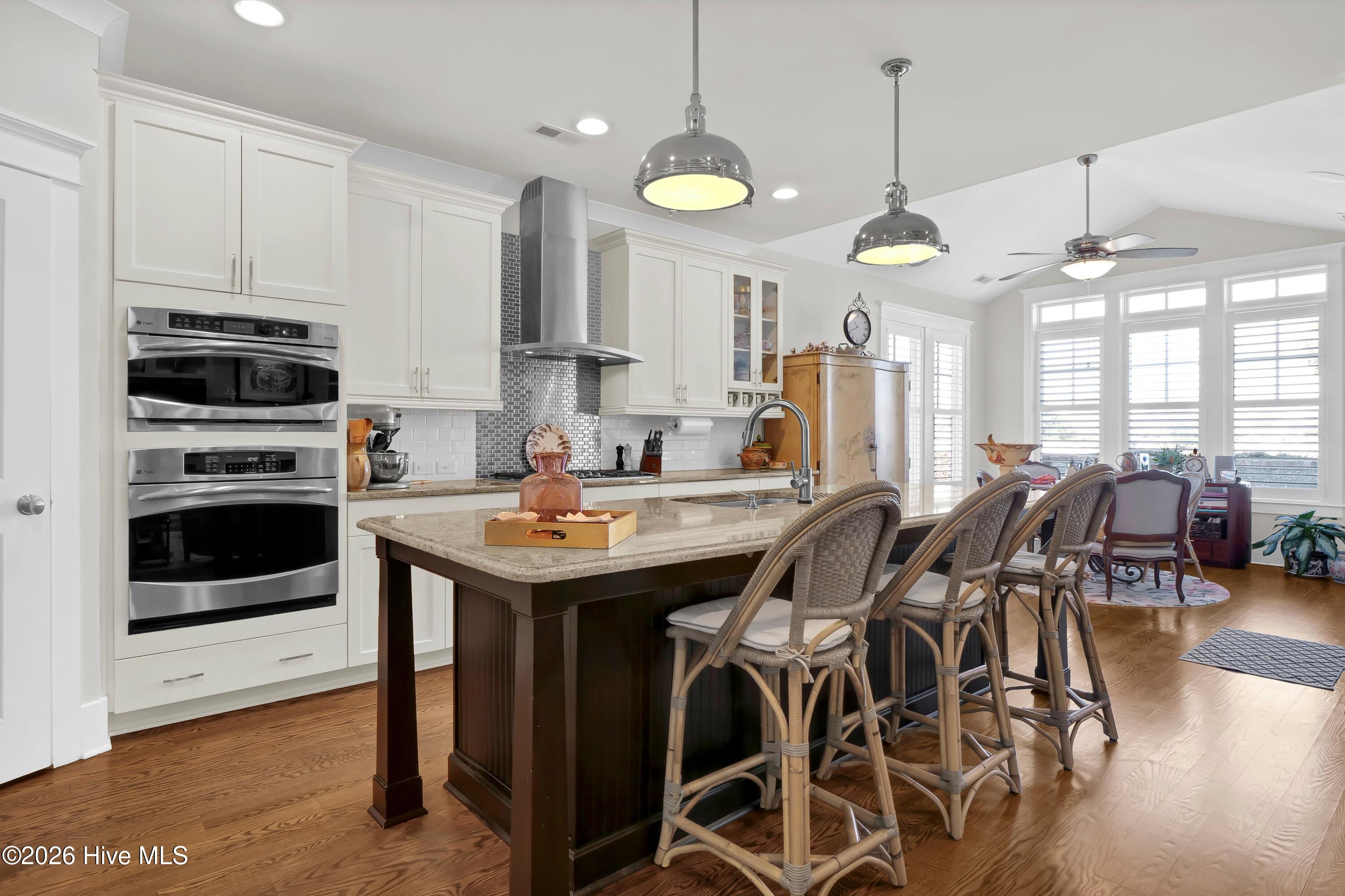 100554551 | Photo 19