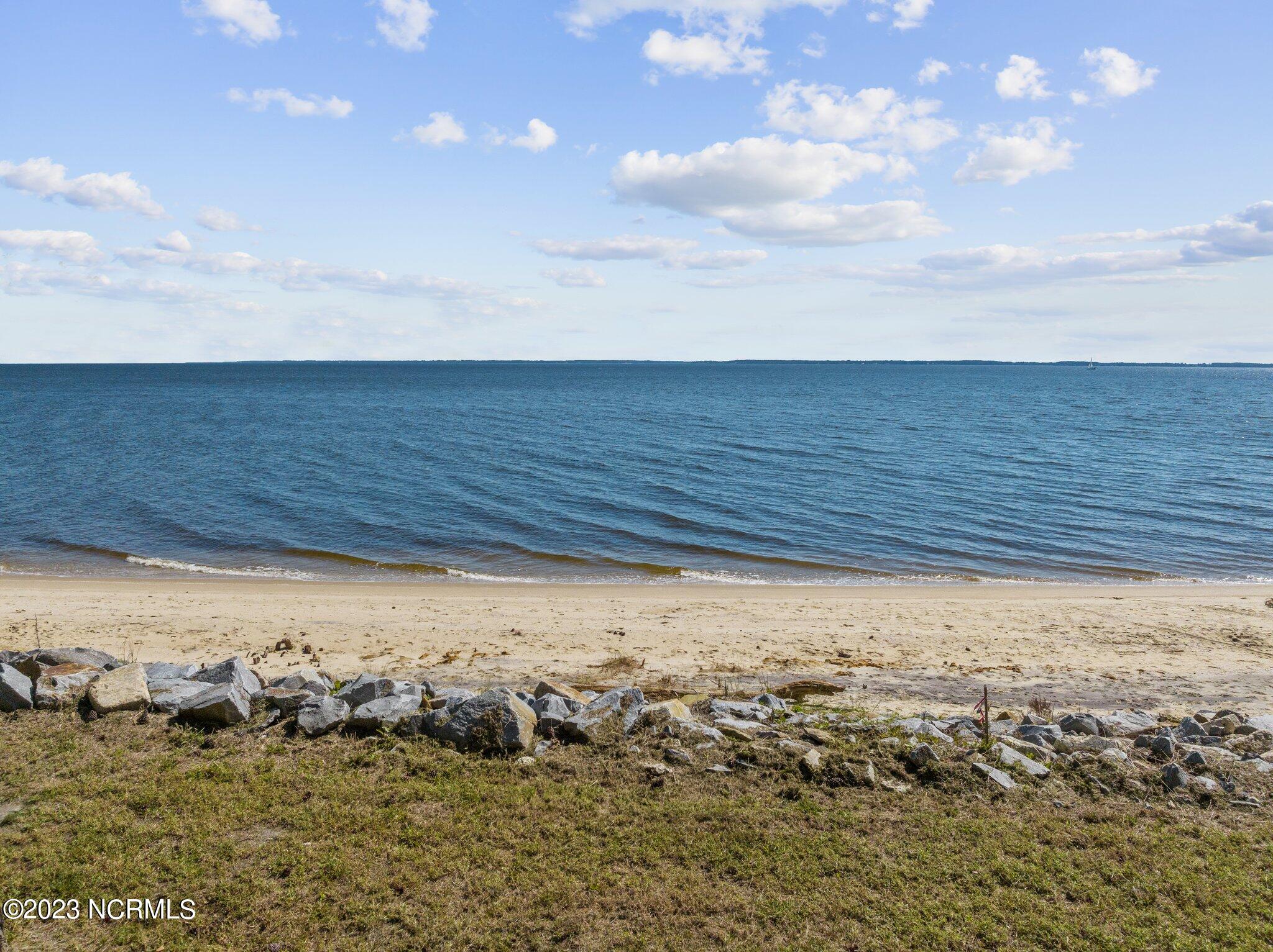 3 3 Sandy Bay Drive W,Oriental