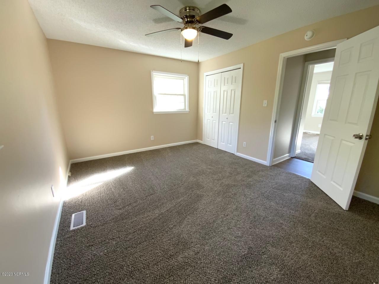 100553944 | Photo 10