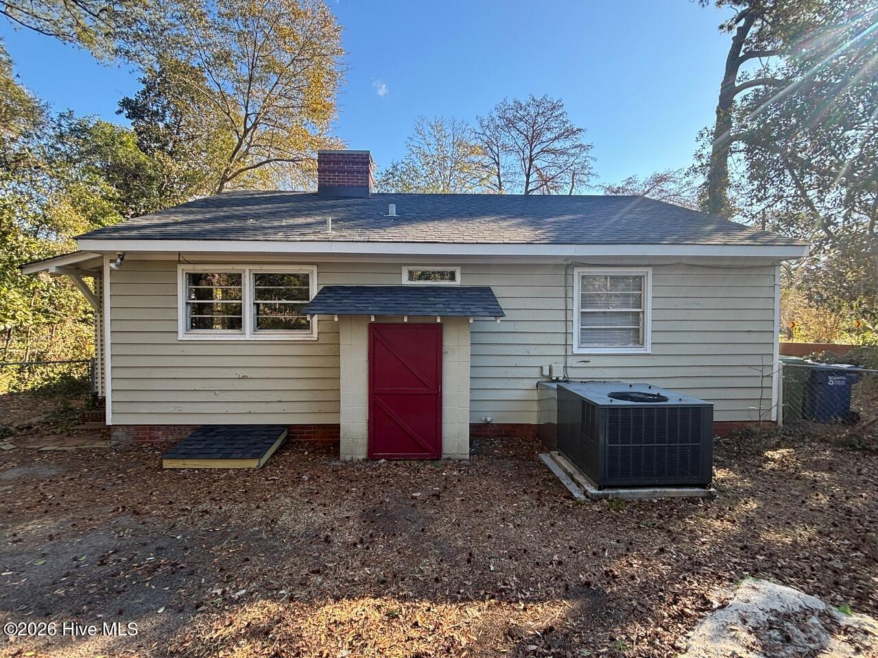 100553889 | Photo 13