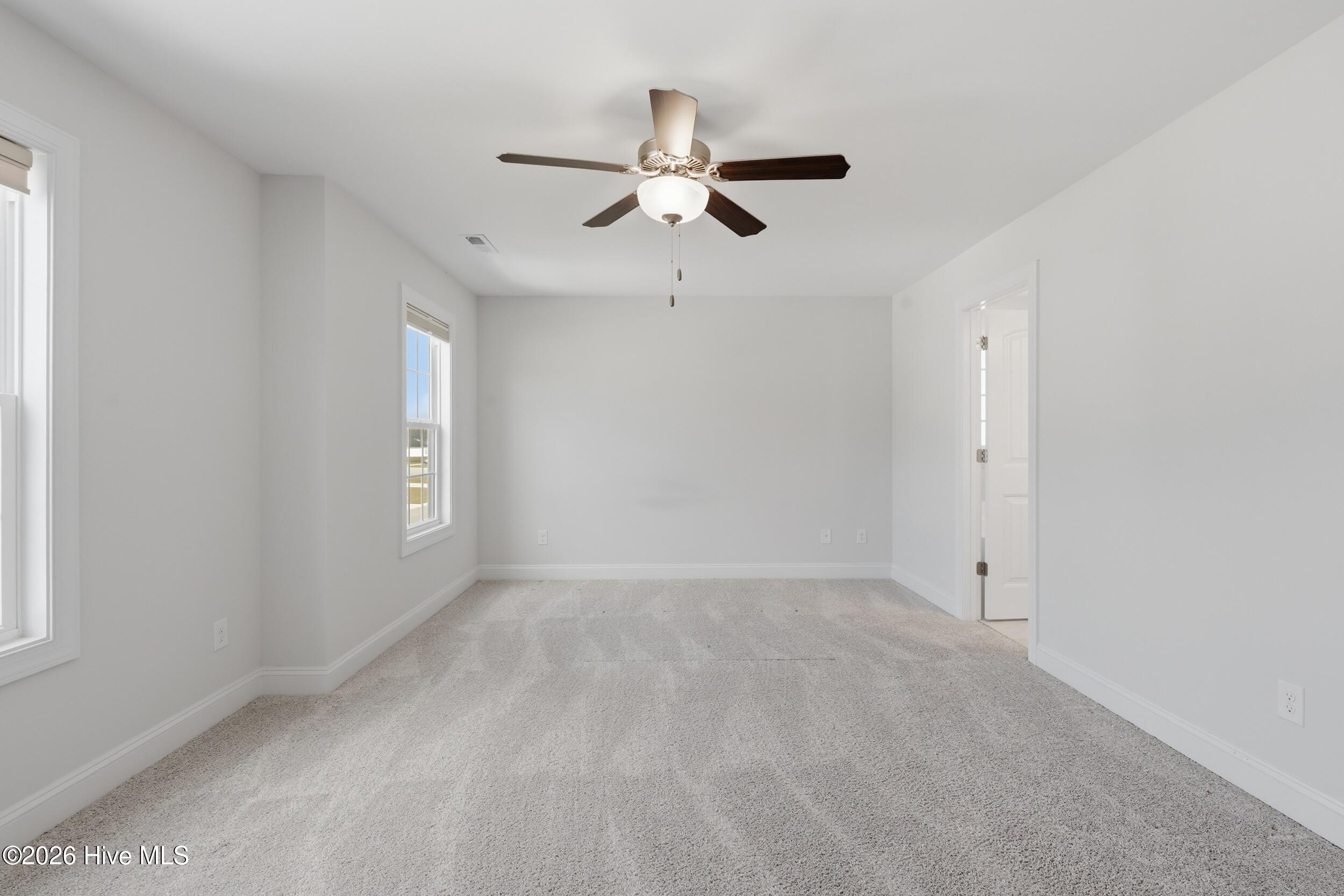 100559479 | Photo 21