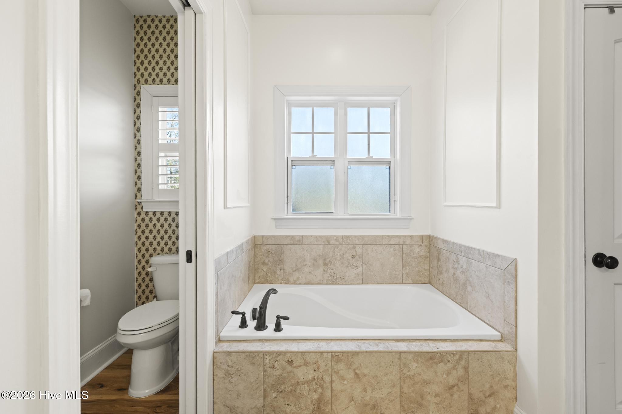 100555770 | Photo 18