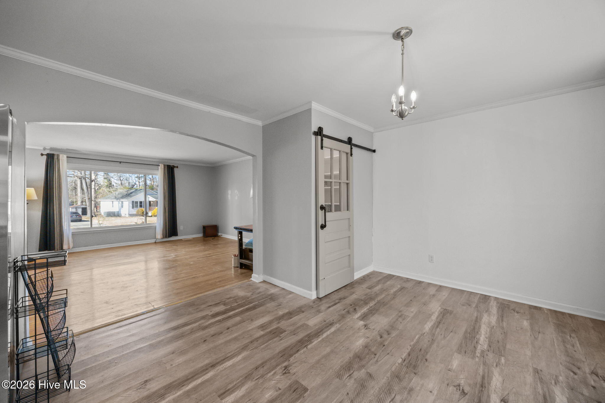 100555859 | Photo 16