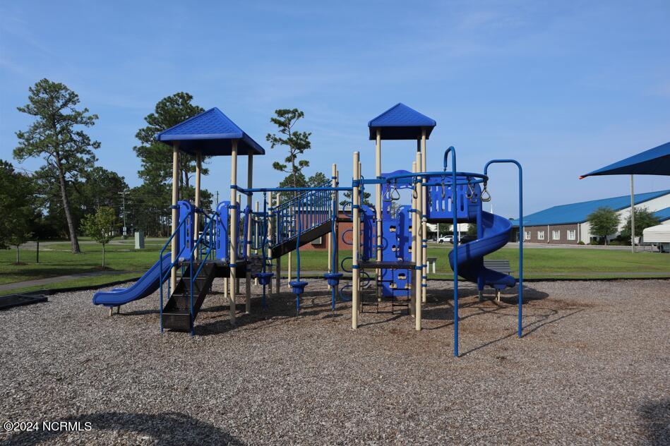 100563509 | Photo 11