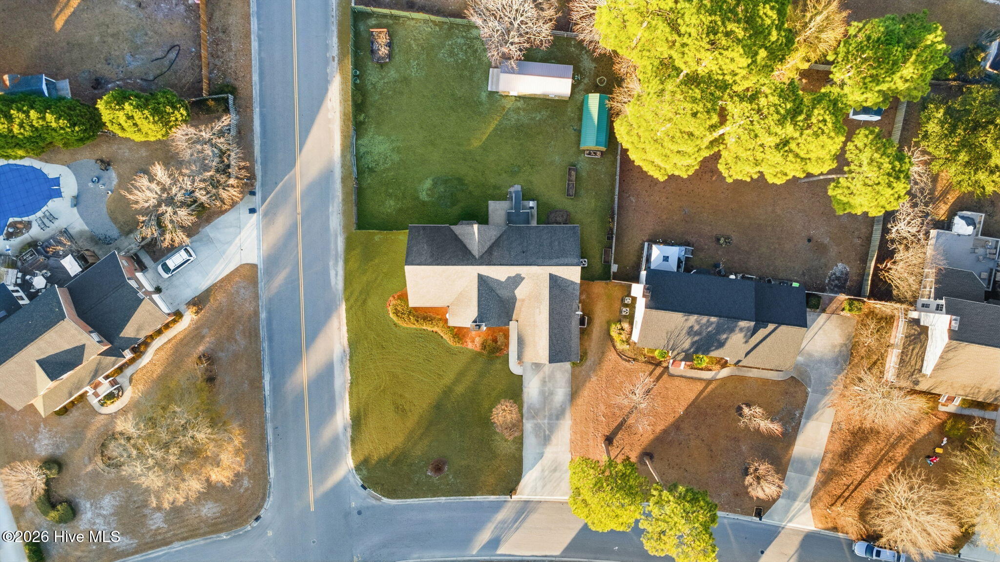 100548117 | Photo 49