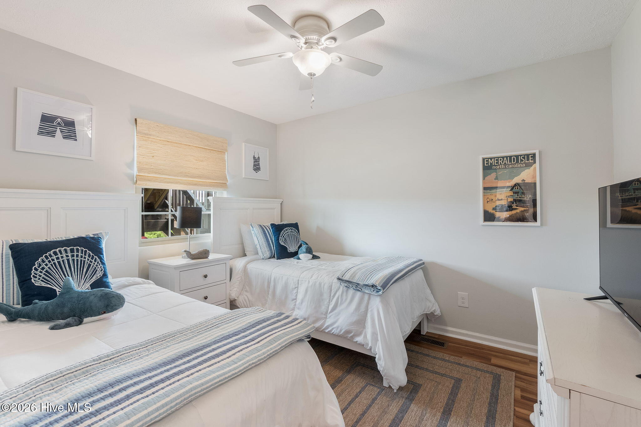 100548451 | Photo 19