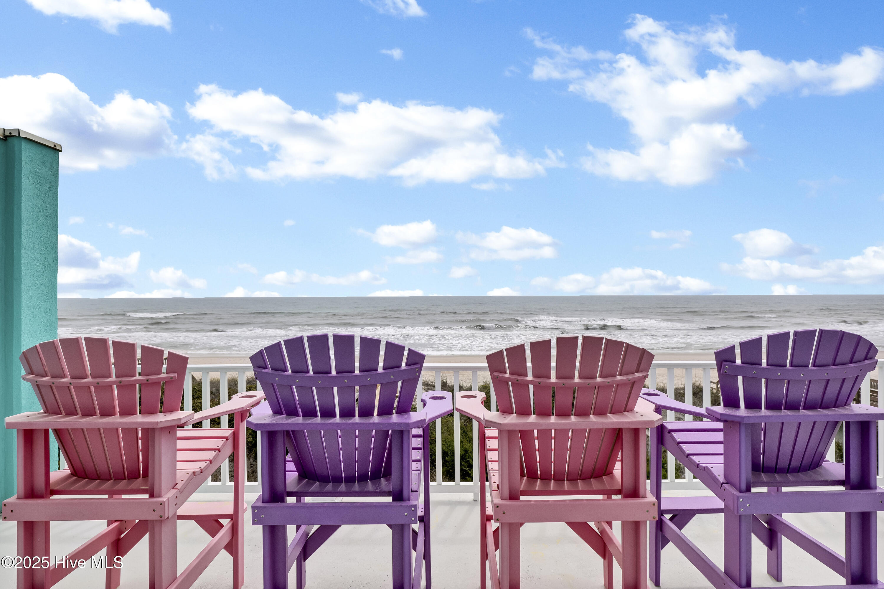 100520988 | Photo 21