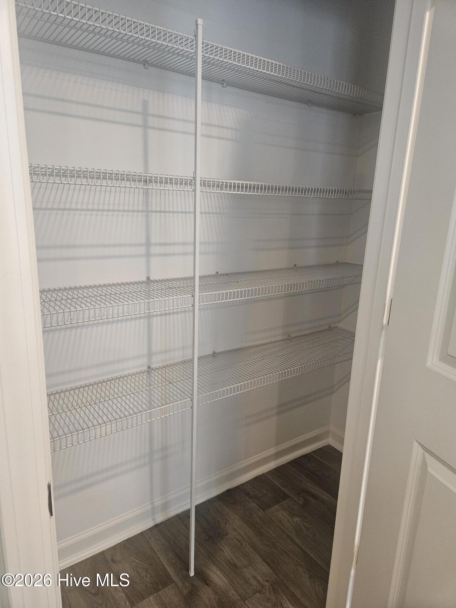 100556834 | Photo 12