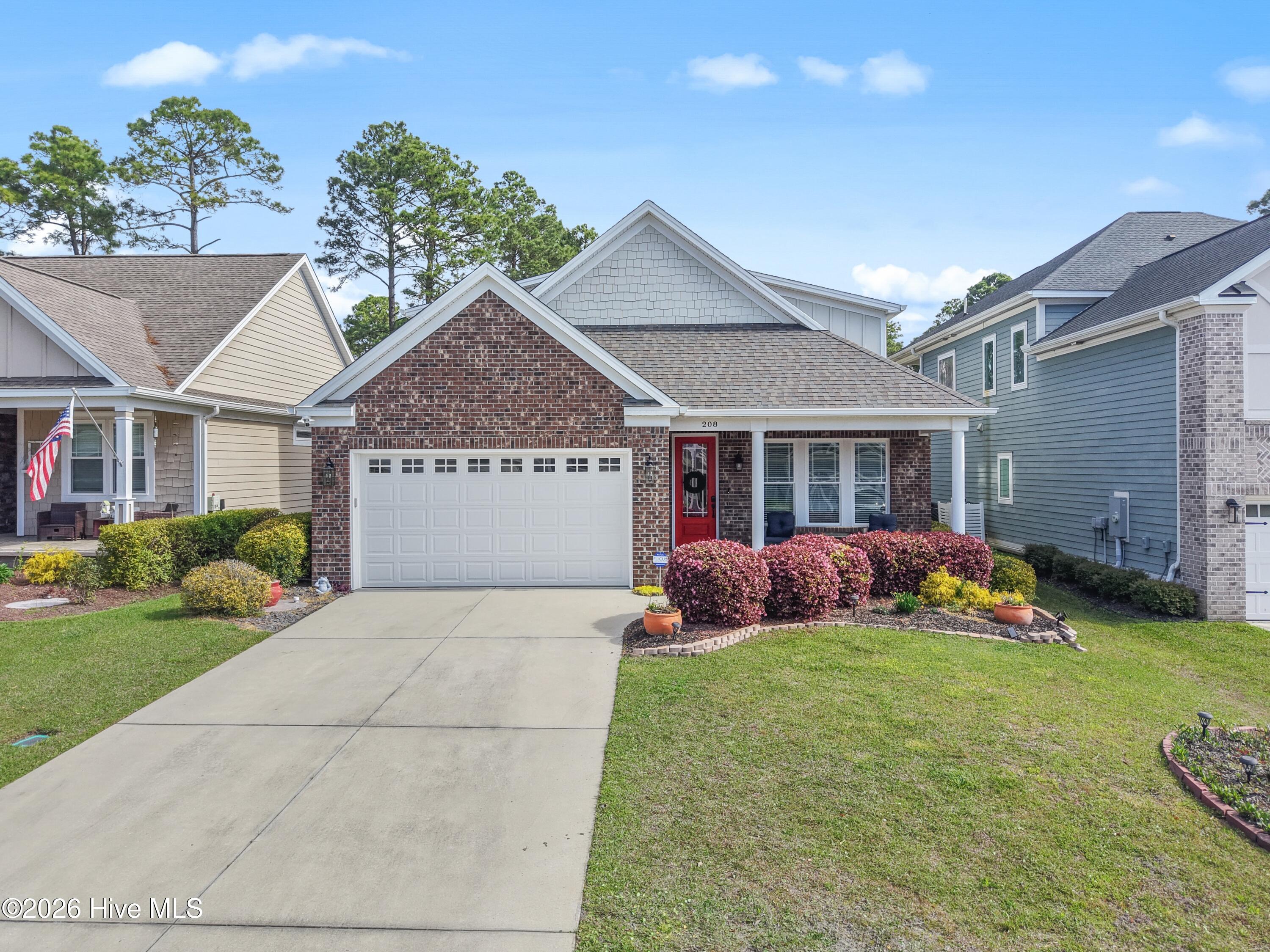 100563777 | Photo 43