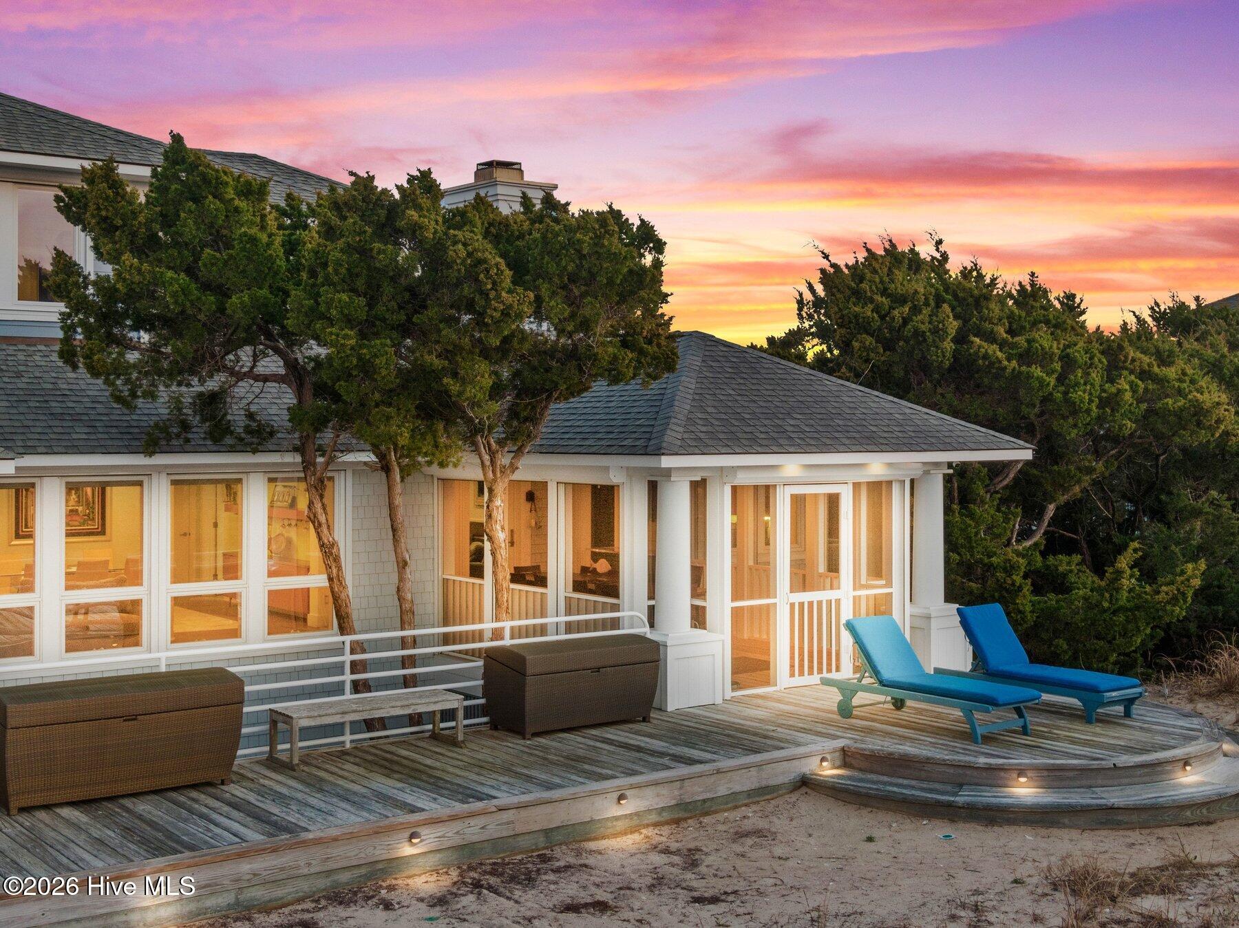 100558974 | Photo 56