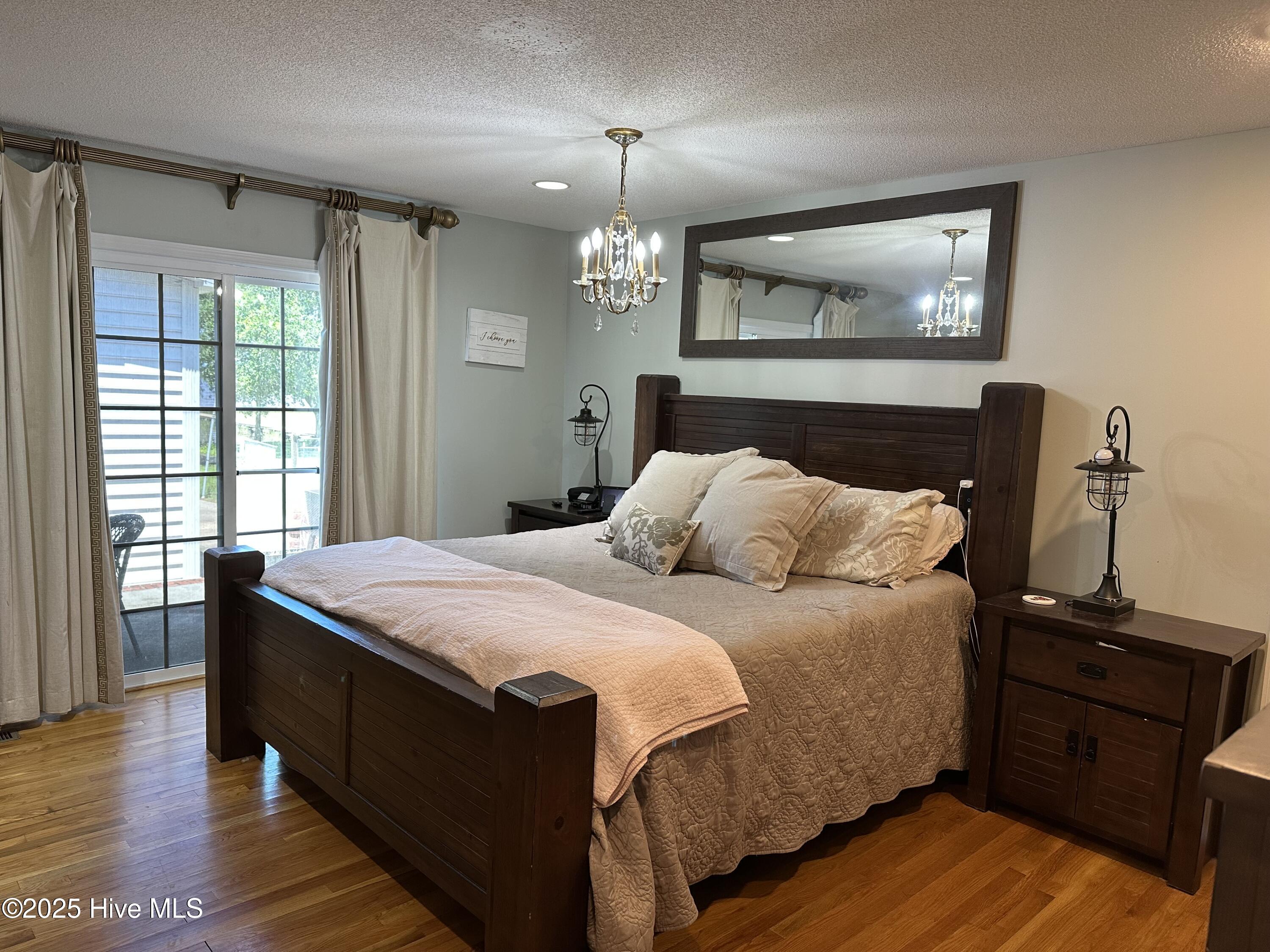 100514130 | Photo 59