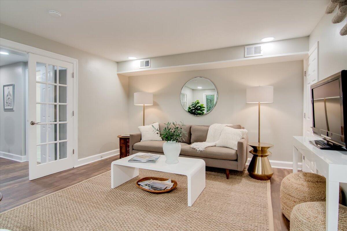 2303 Laurel Lane