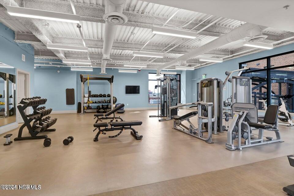 100526322 | Photo 48