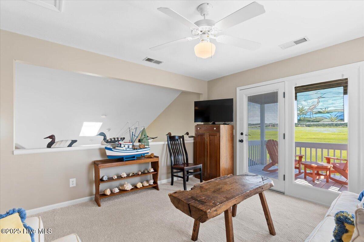 100548122 | Photo 34