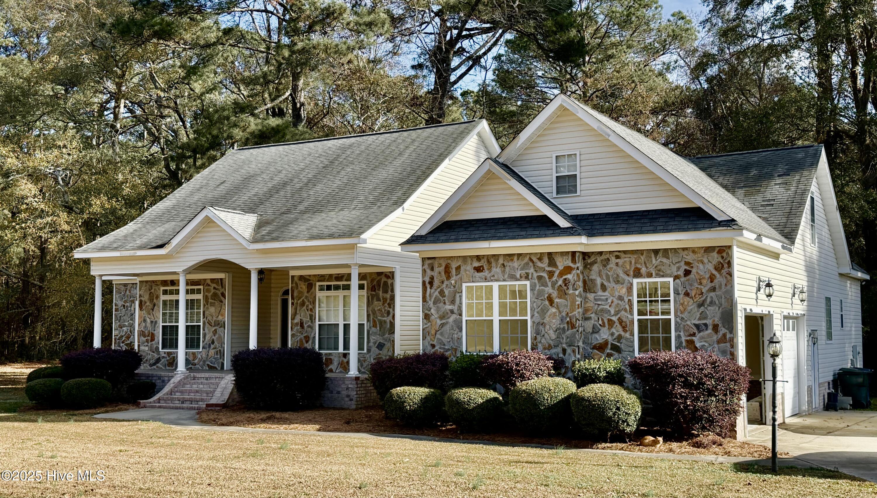 Homes for sale in Fremont, NC | 6850 N Us Hwy 117 Hwy N, Fremont, NC 27830 | MLS# 100543803