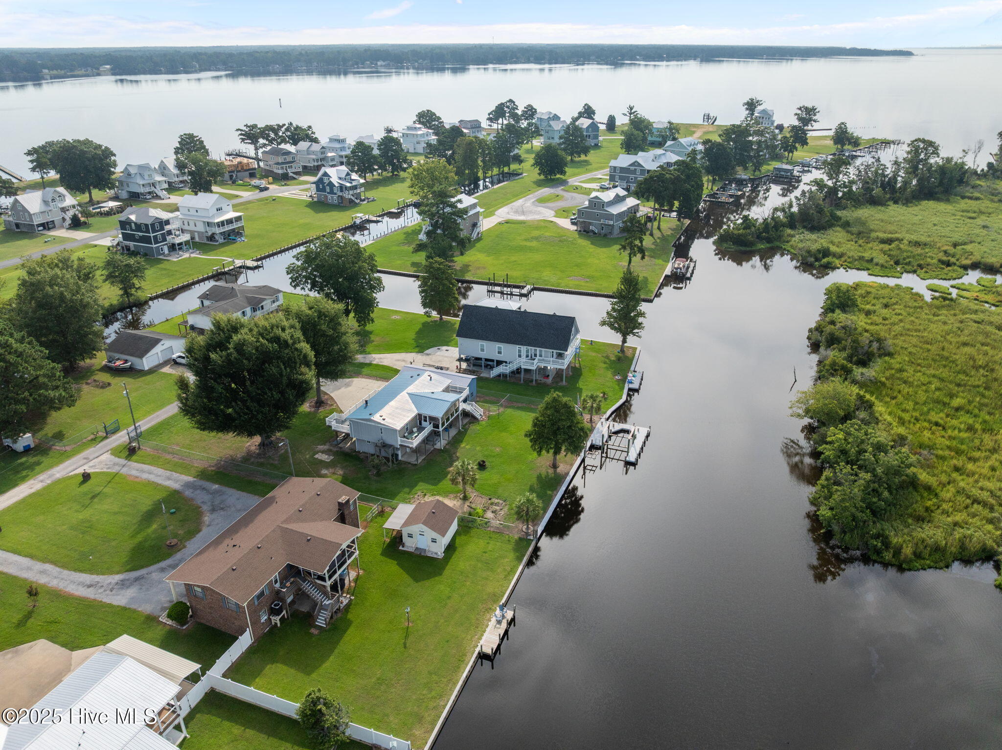 Homes for sale in Chocowinity, NC | 86 Blackbird Ln, Chocowinity, NC 27817 | MLS# 100522173