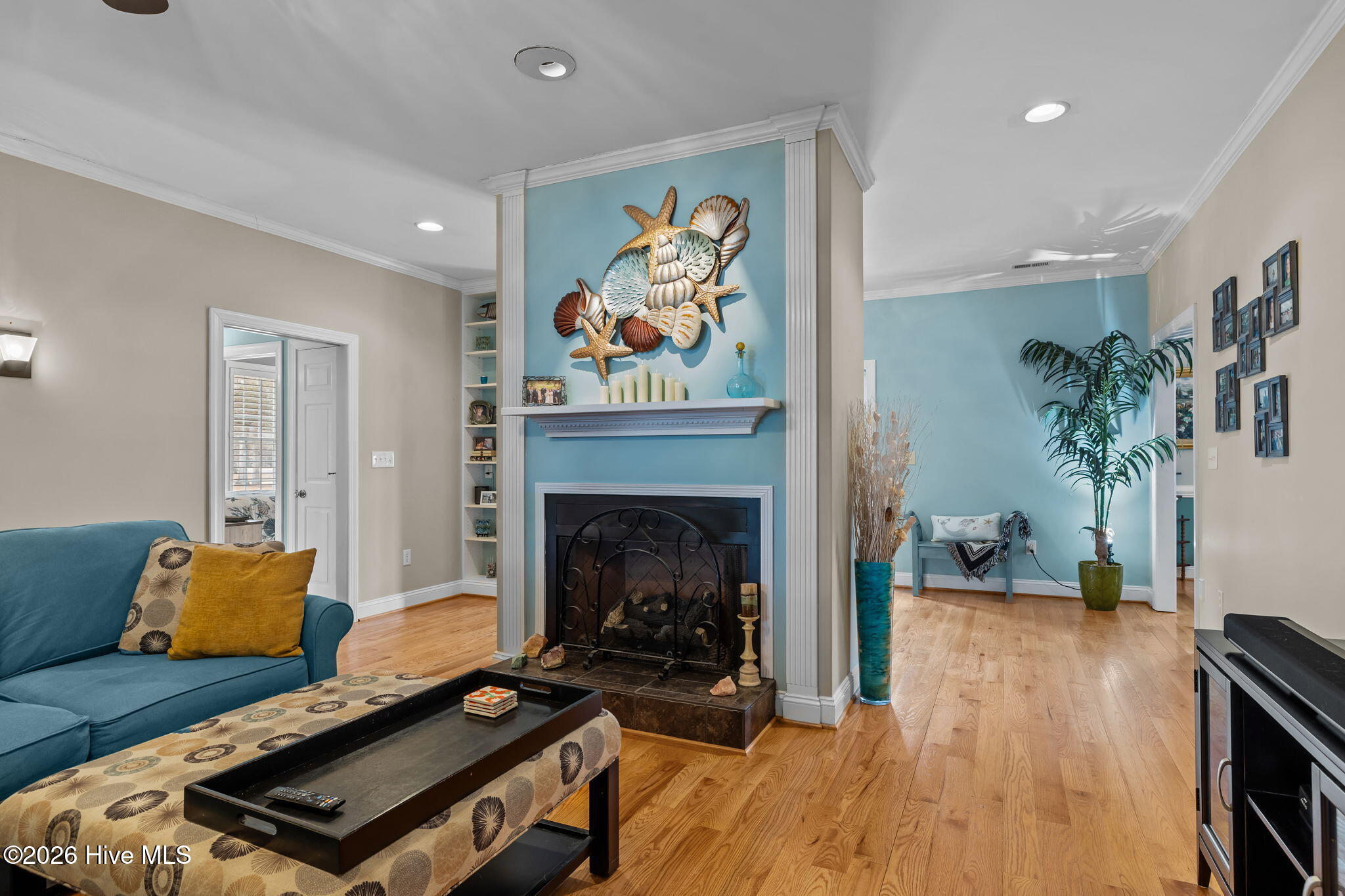 100555353 | Photo 16