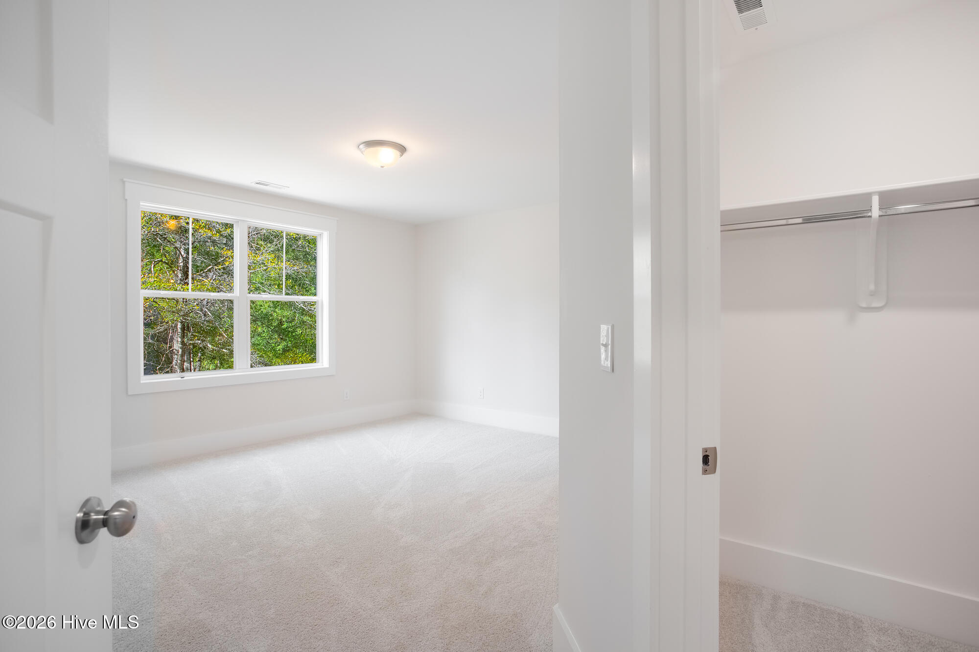 100559755 | Photo 22