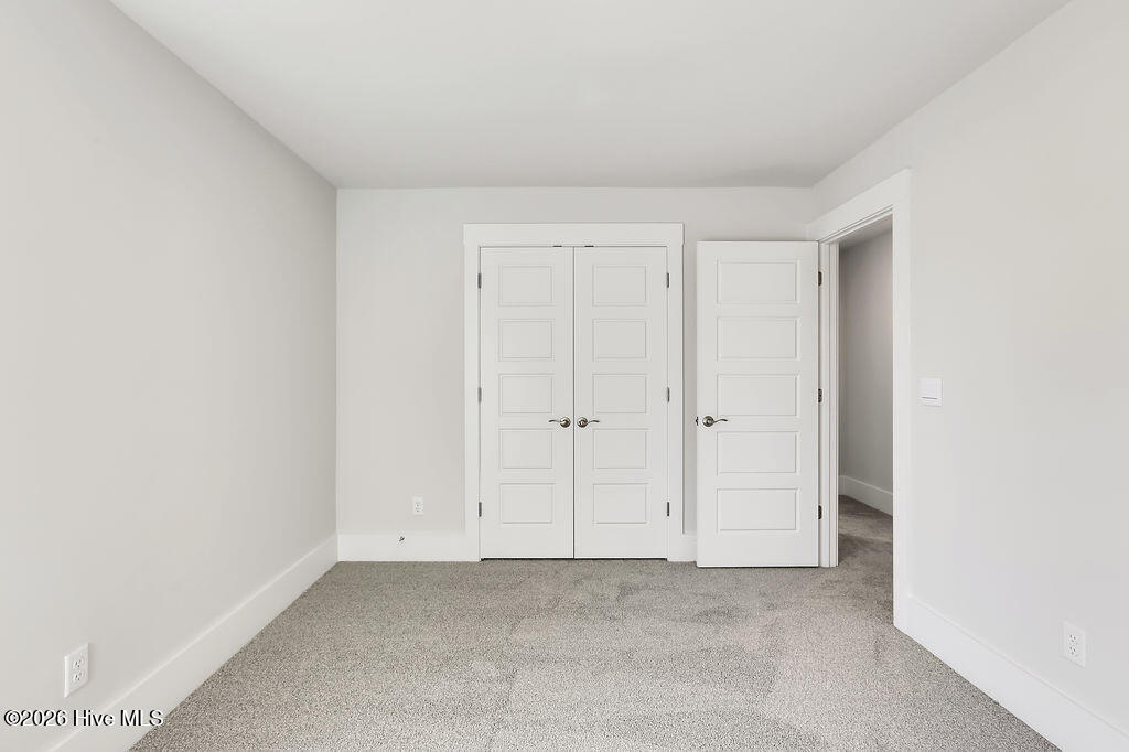 100560056 | Photo 34