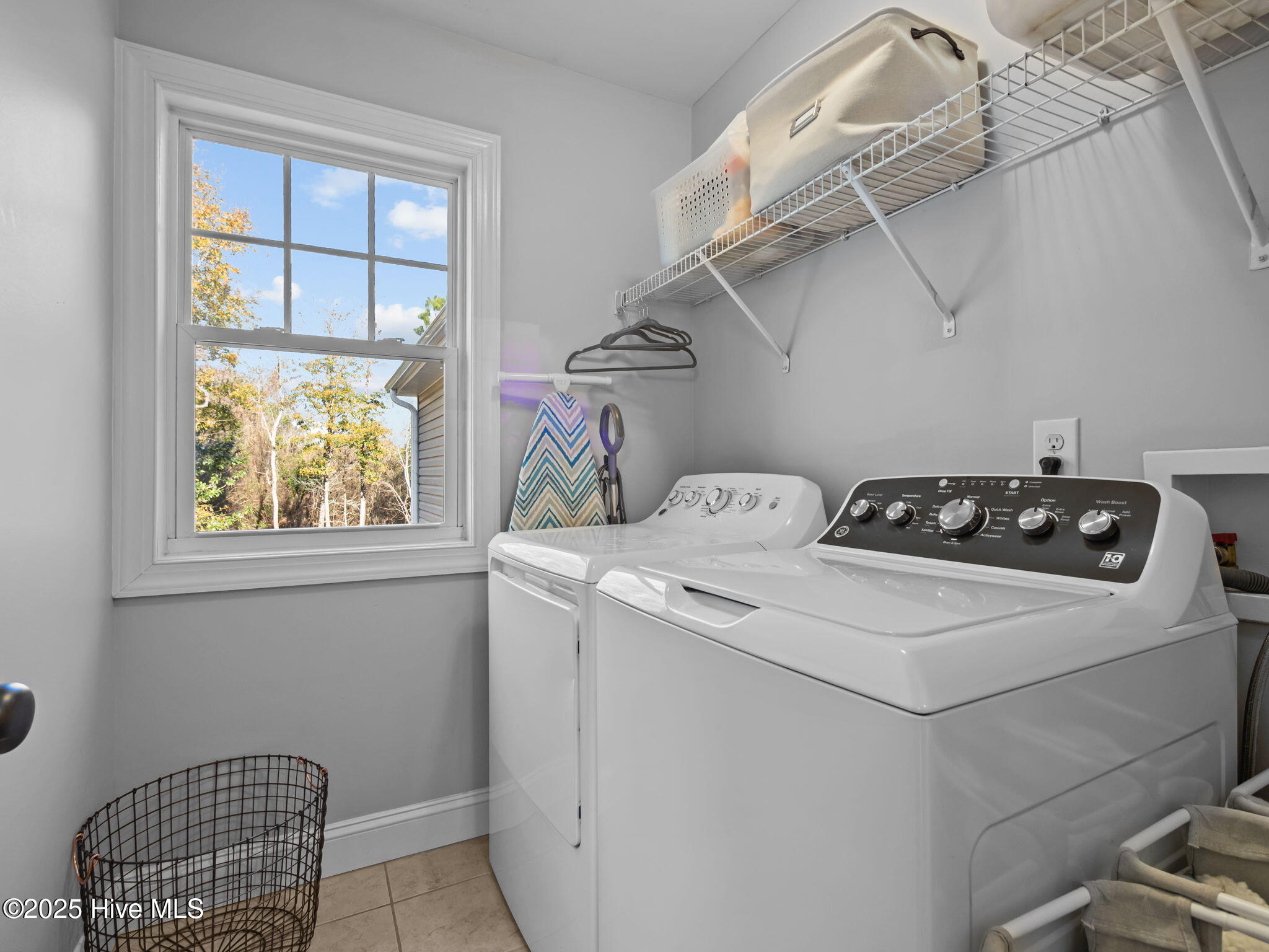 100546658 | Photo 32