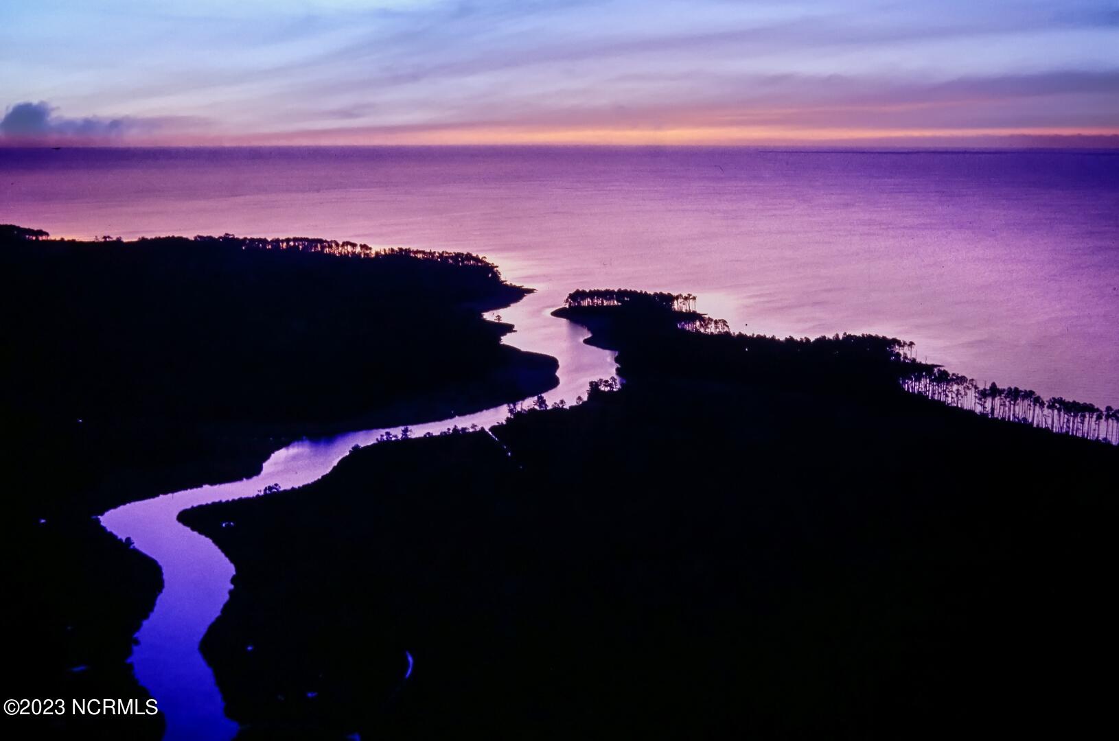 175 River Watch Road, Oriental, NC, 28571