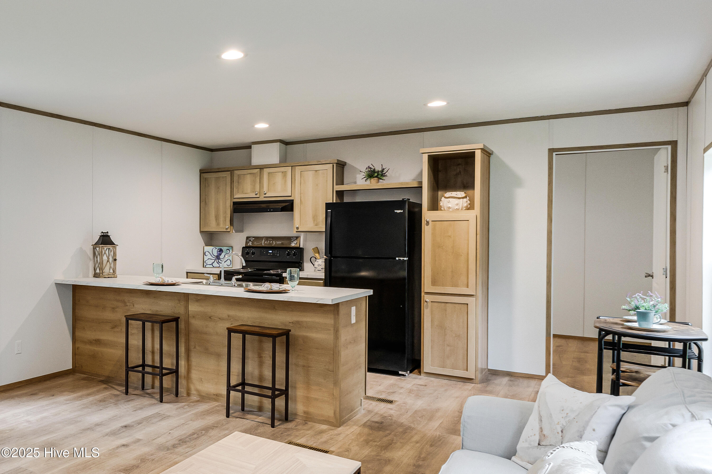 100441695 | Photo 15