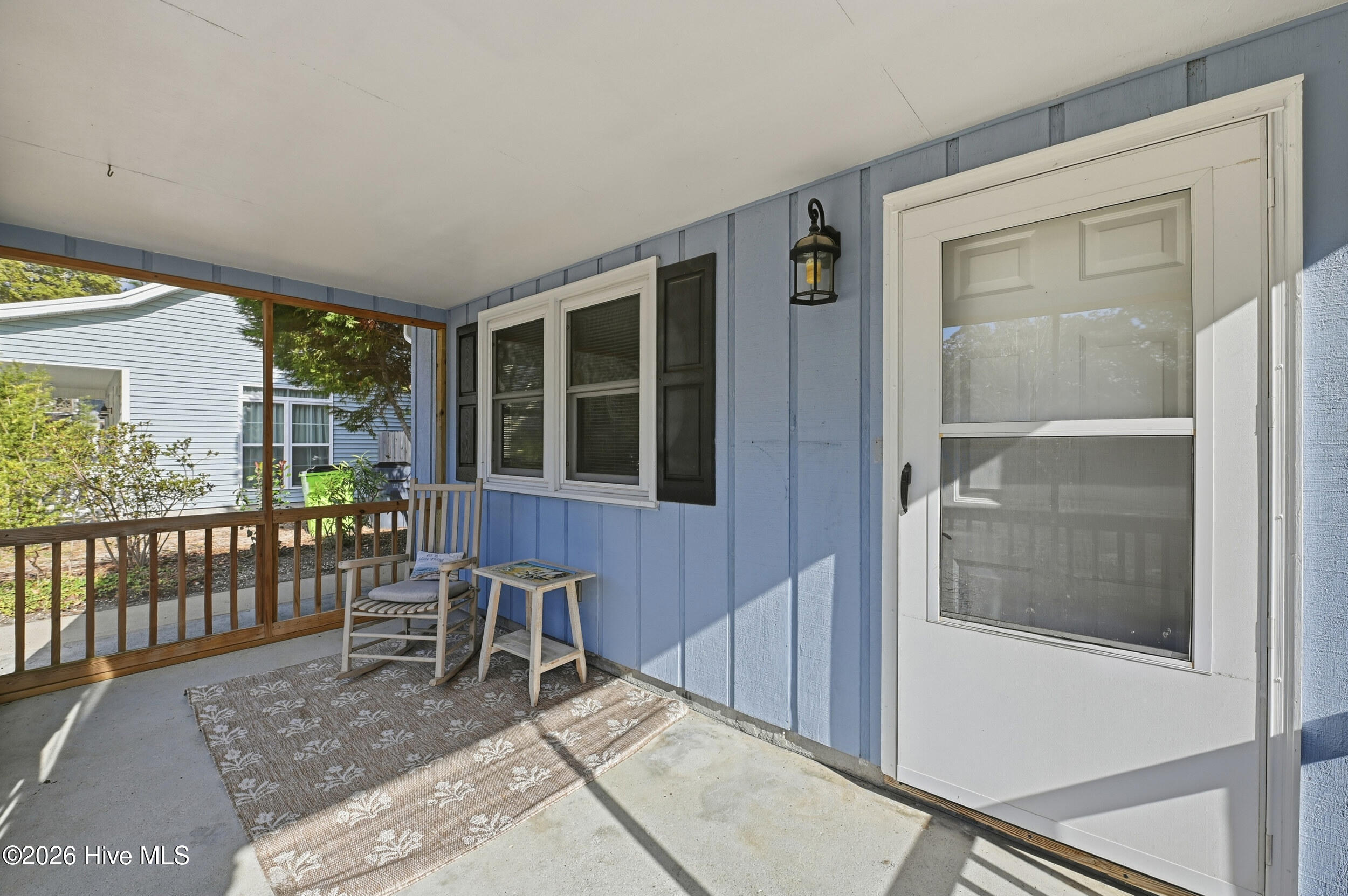 100552518 | Photo 32